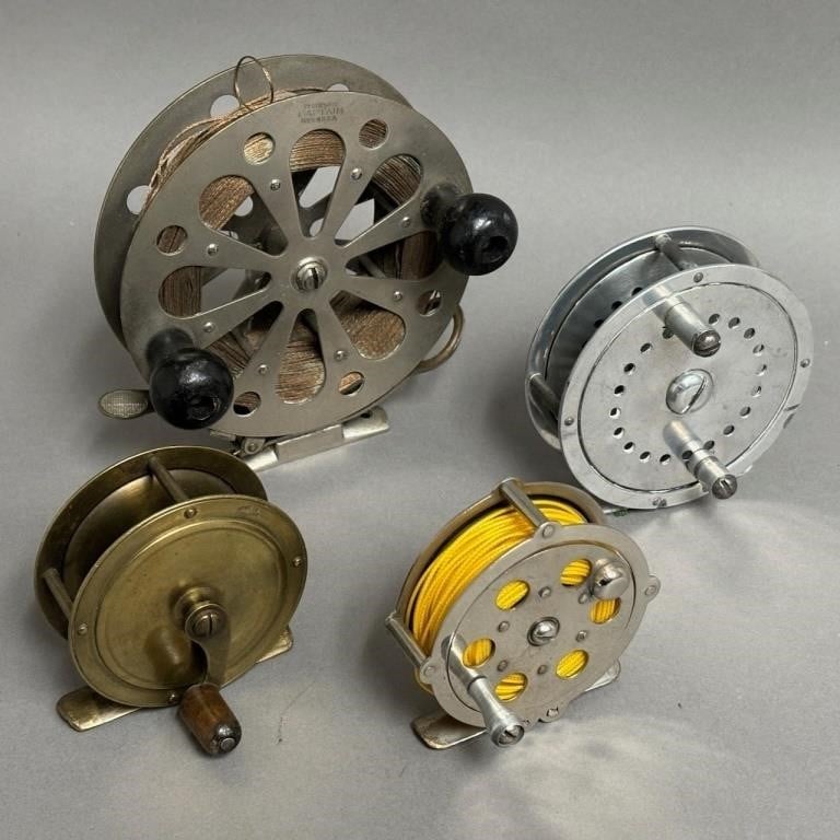 Four Vintage Fly Fishing Reels - AuctionsOntario.ca