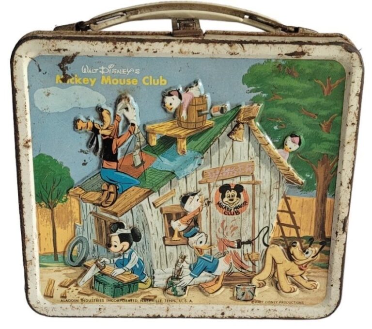 VINTAGE TIN MICKEY MOUSE CLUB LUNCHBOX - AuctionsOntario.ca