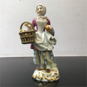 DECORATIVE ARTS 4 5