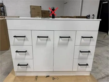 Online Returned Merchandise Closes Aug 16 1