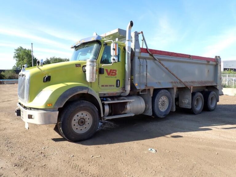 2021 International HX620 TriA Dump Truck 768x576