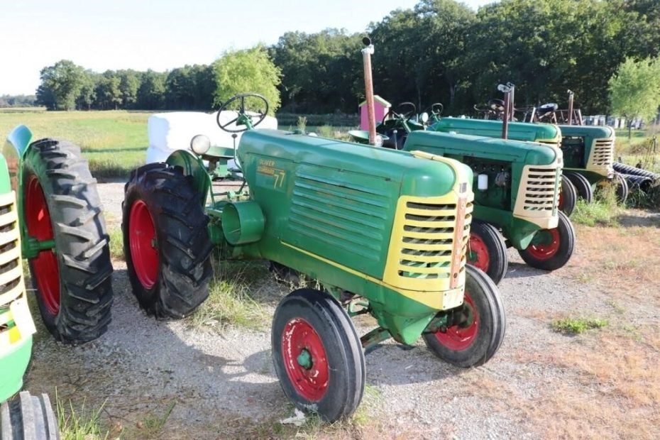 Antique Tractor Collection Auction - AuctionsOntario.ca
