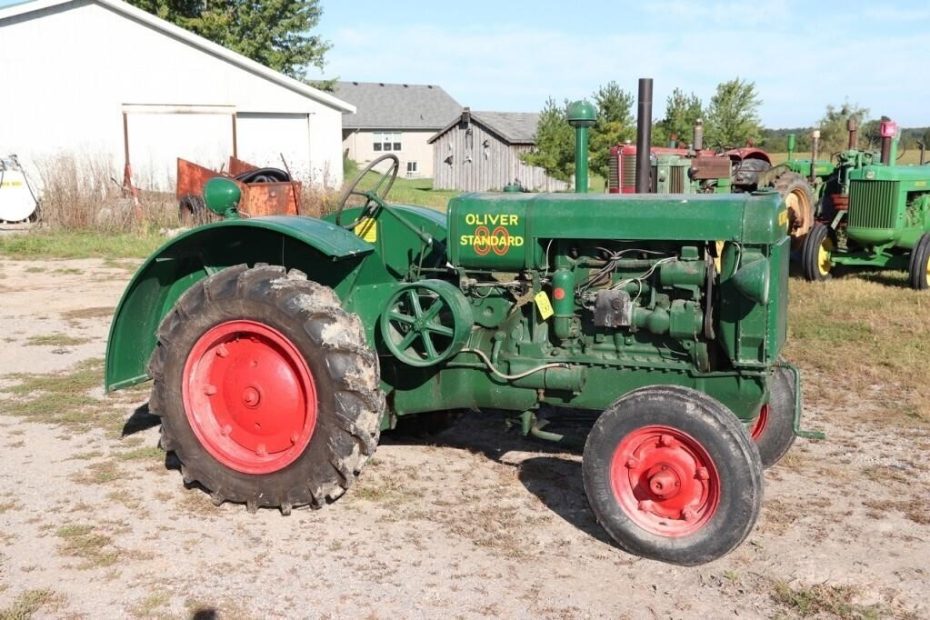 Antique Tractor Collection Auction - AuctionsOntario.ca